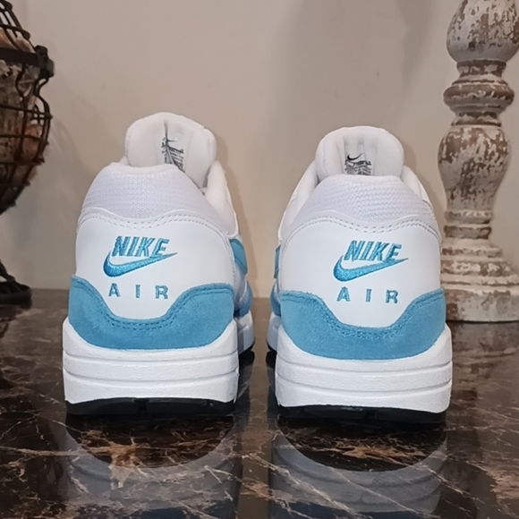 Nike AirMax 1 Atomic Teal Streetwear/Lifestyle/Athletic Shoes Size 8.5 for Women - Picture 7 of 12